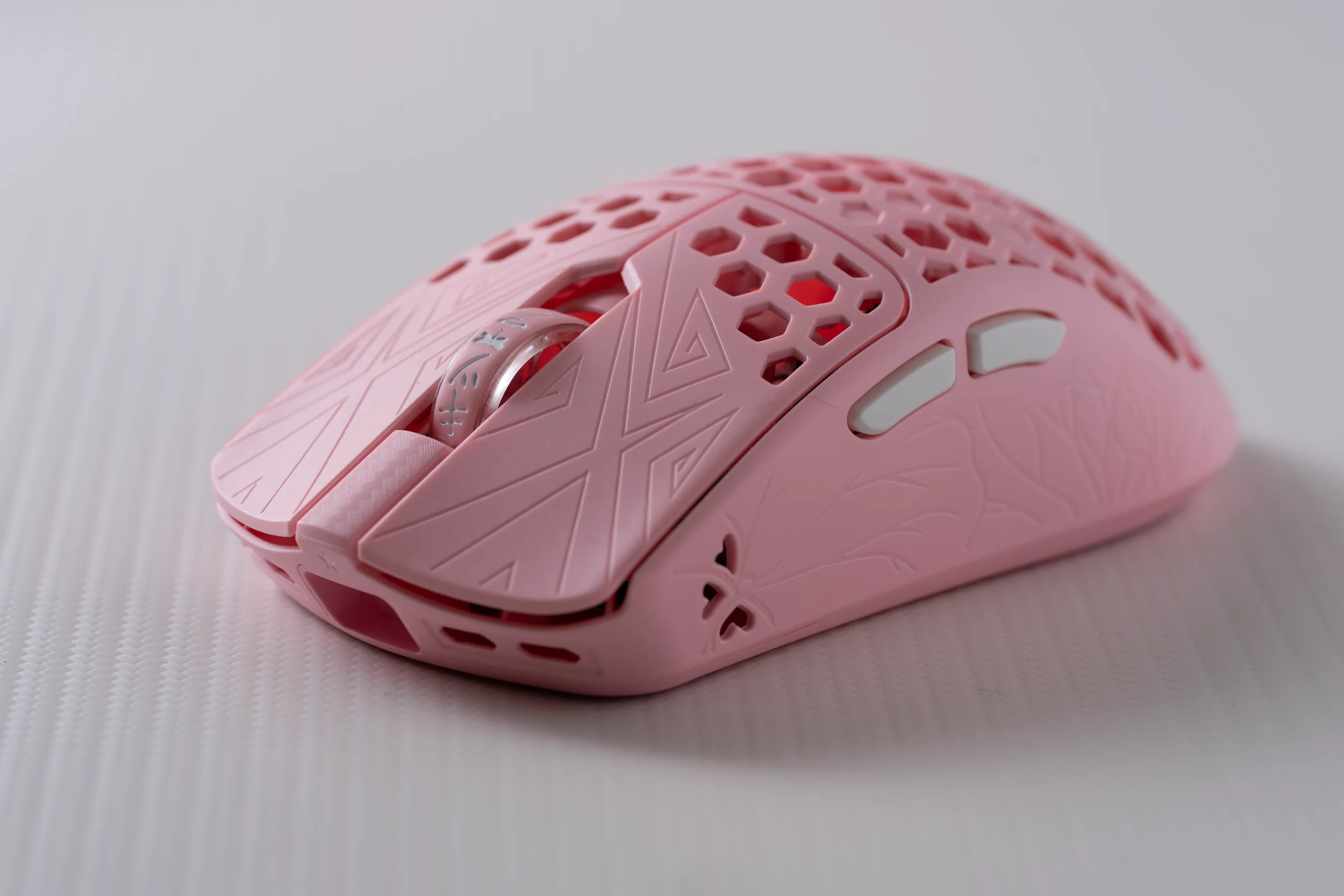 TENKO®  - AKITSU MEDIUM 40g Carbon Fiber 8K Wireless Gaming Mouse - Image 36