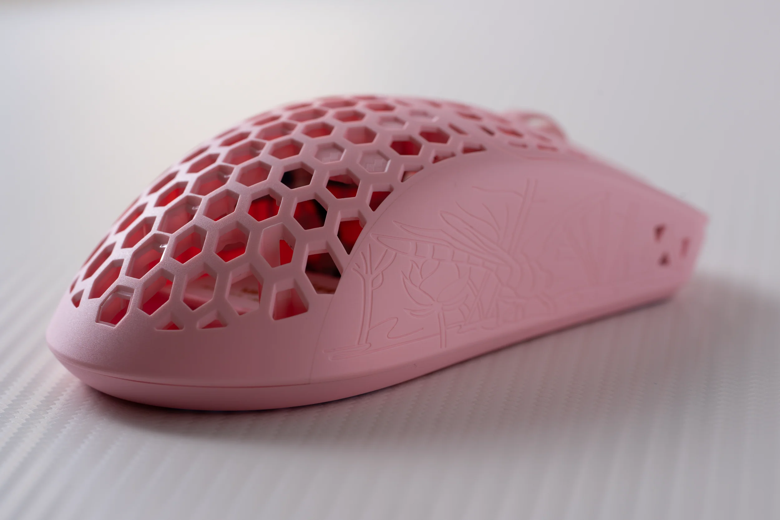 TENKO®  - AKITSU MEDIUM 40g Carbon Fiber 8K Wireless Gaming Mouse - Image 38